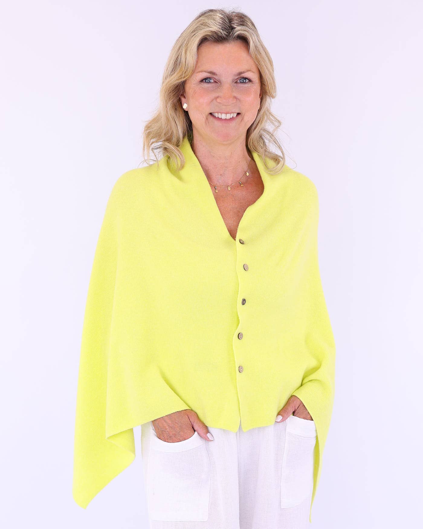 Cadenza Italy Ltd – wholesale Poncho – Women's – Summer Poncho with Buttons12