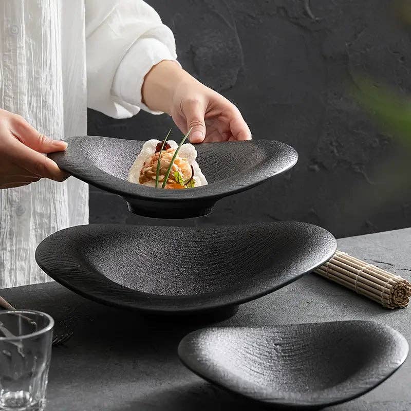 Huis Van Merken - Wholesale Dinner Plate - 1pc CMYD Studio Ceramic Oval Plate, Creative Irregular Shape0