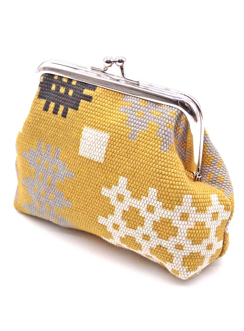 Moose & Co - Wholesale Coin Purse - Women's - Welsh Tapestry blanket print Vintage style clasp purse0