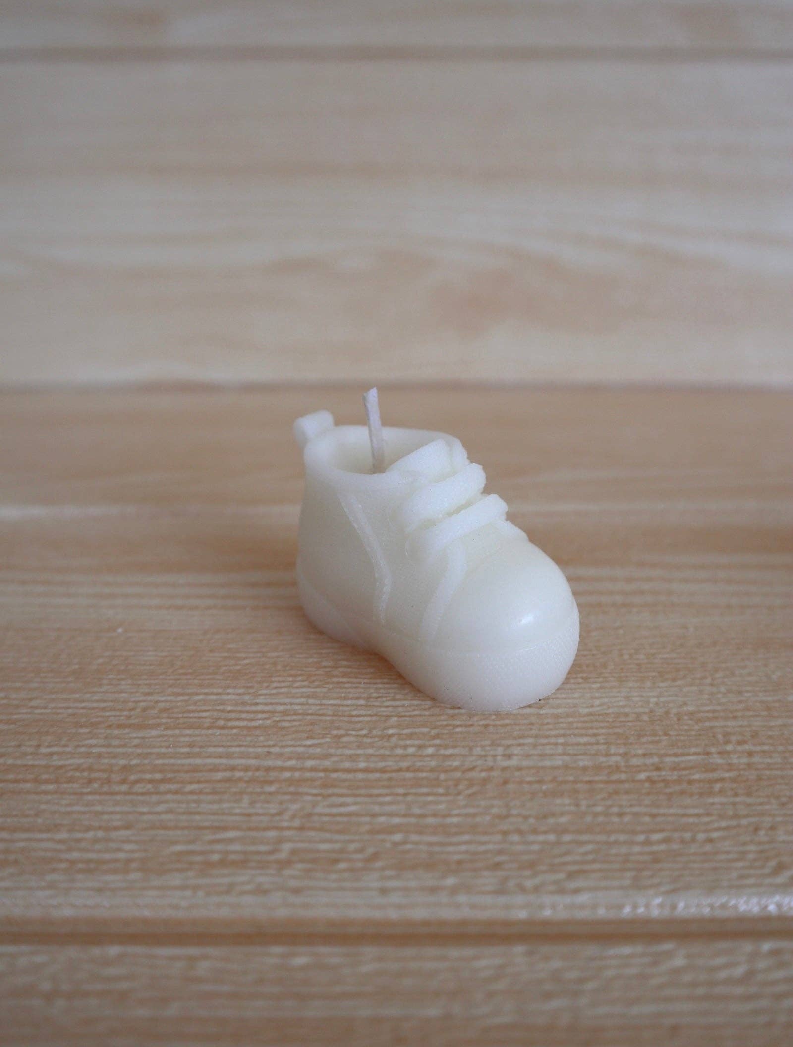 Velas Galbis - Jose Galbis Soler, S.L. – wholesale Prydnadsljus – Doftljus i form av en sko med vegetabiliskt vax, finns i fem olika färger4