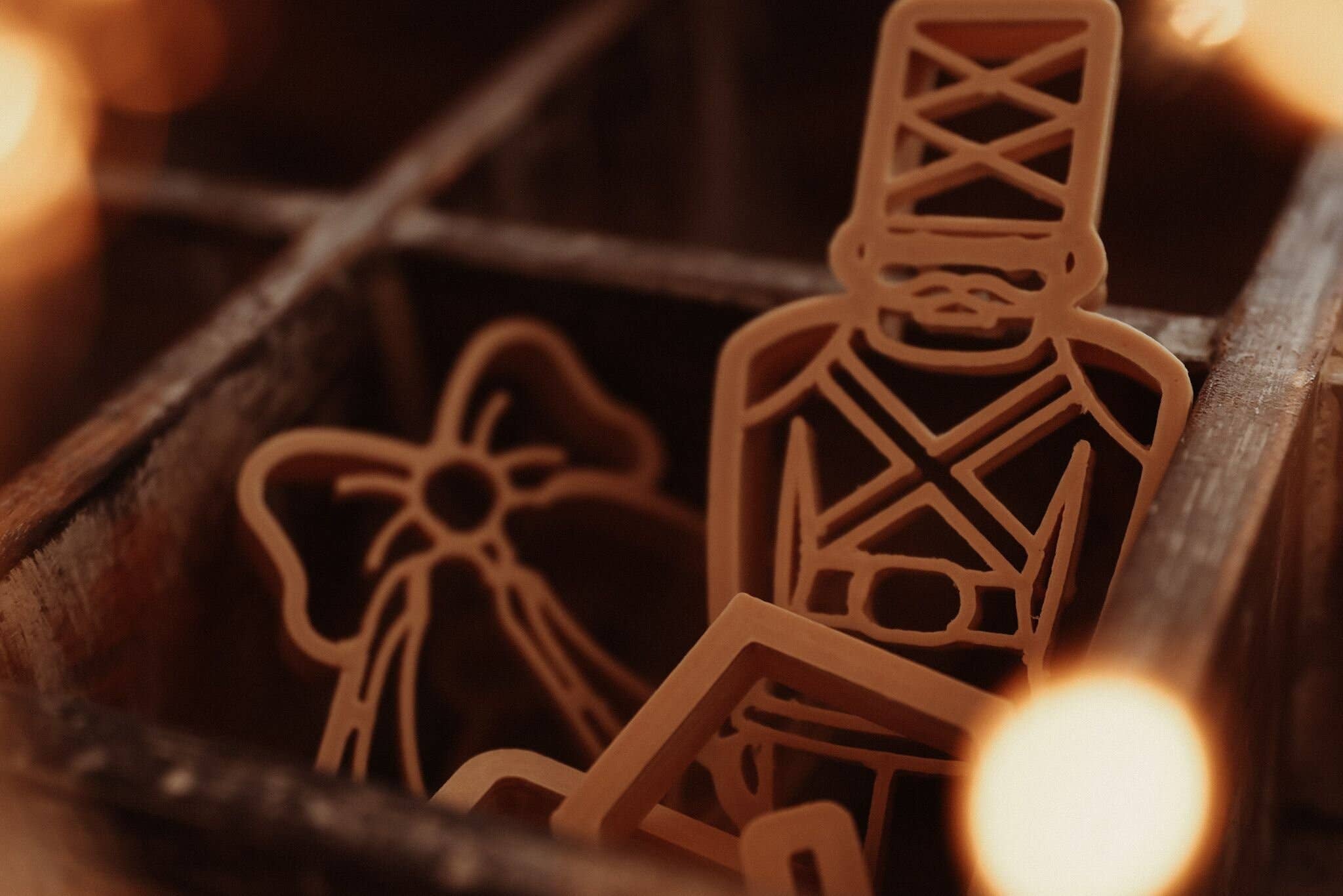 Kinfolk Pantry – Großhandel Spielzeugset – Kinder – Nussknacker-Soldat-Ausstecher - Öko-Knetwerkzeug2