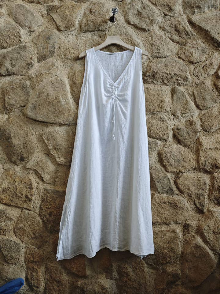 Vestito Rif-00044 per la vendita all'ingrosso da parte di Linen & More