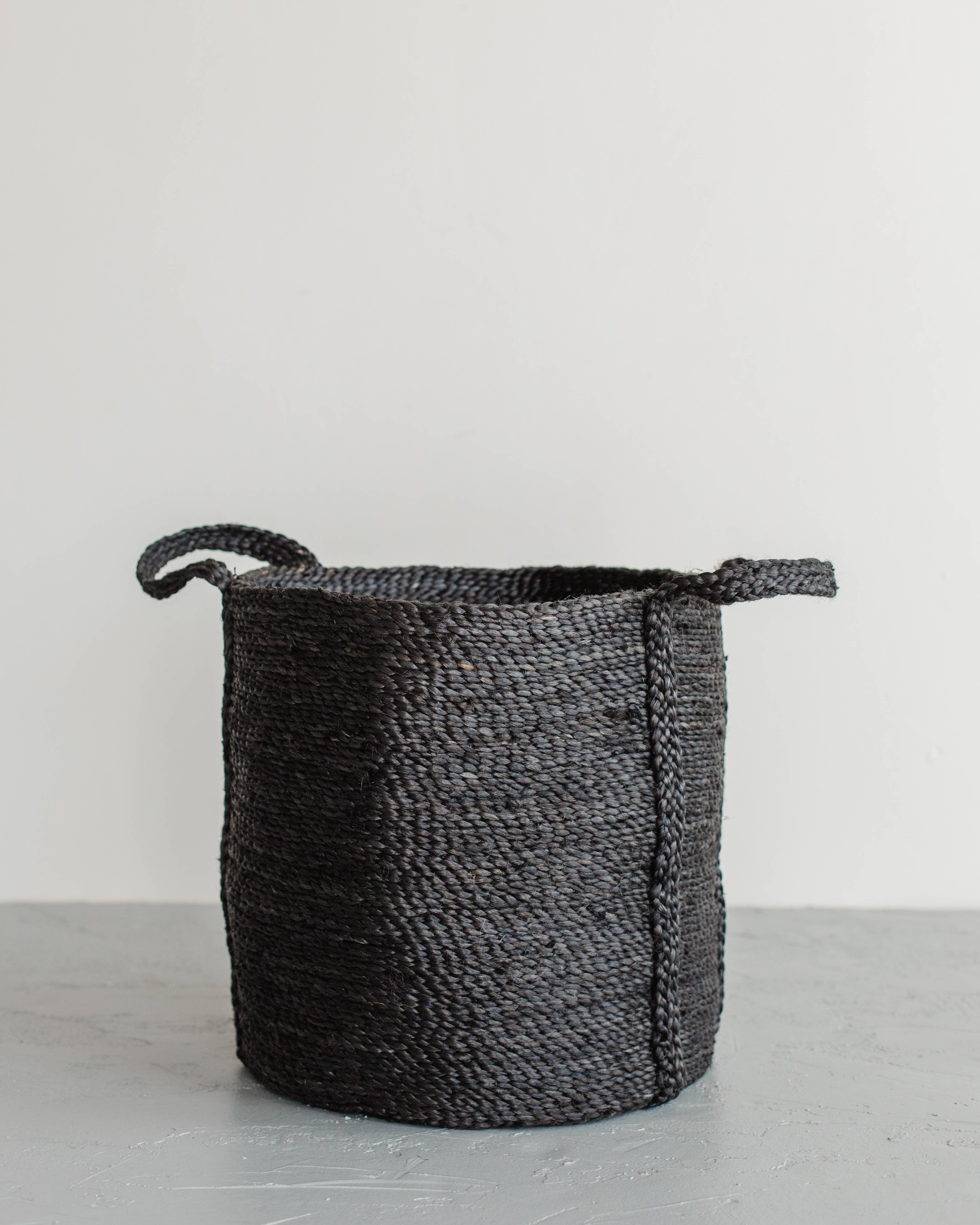 Will & Atlas - Wholesale Laundry Basket - Round Laundry Basket, jute0