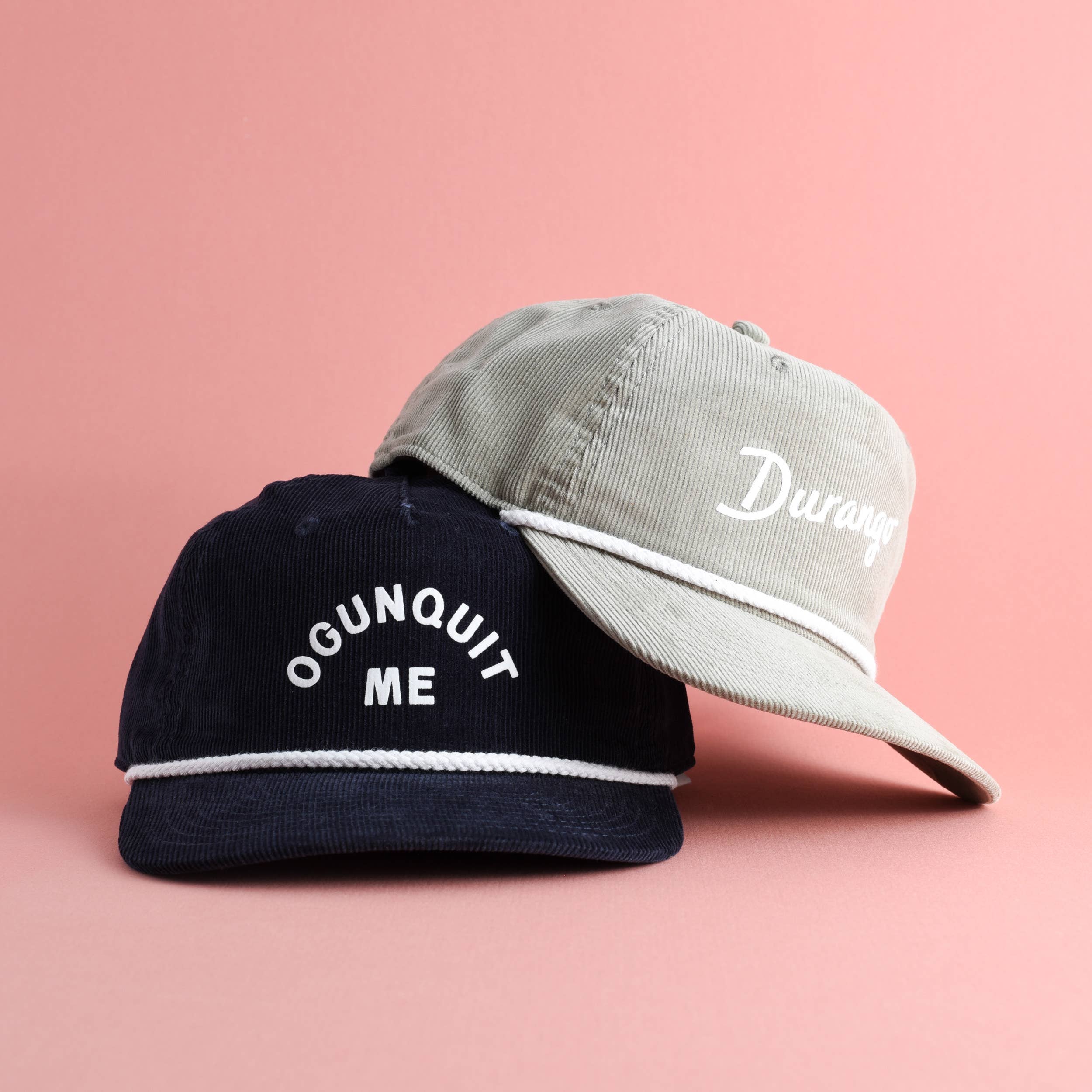 Endless August Supply Co. - Vendita all'ingrosso Cappellino da baseball - Unisex - Cappello in Velluto a Coste con Testo Personalizzabile | Cappello con Nome Personalizzato3