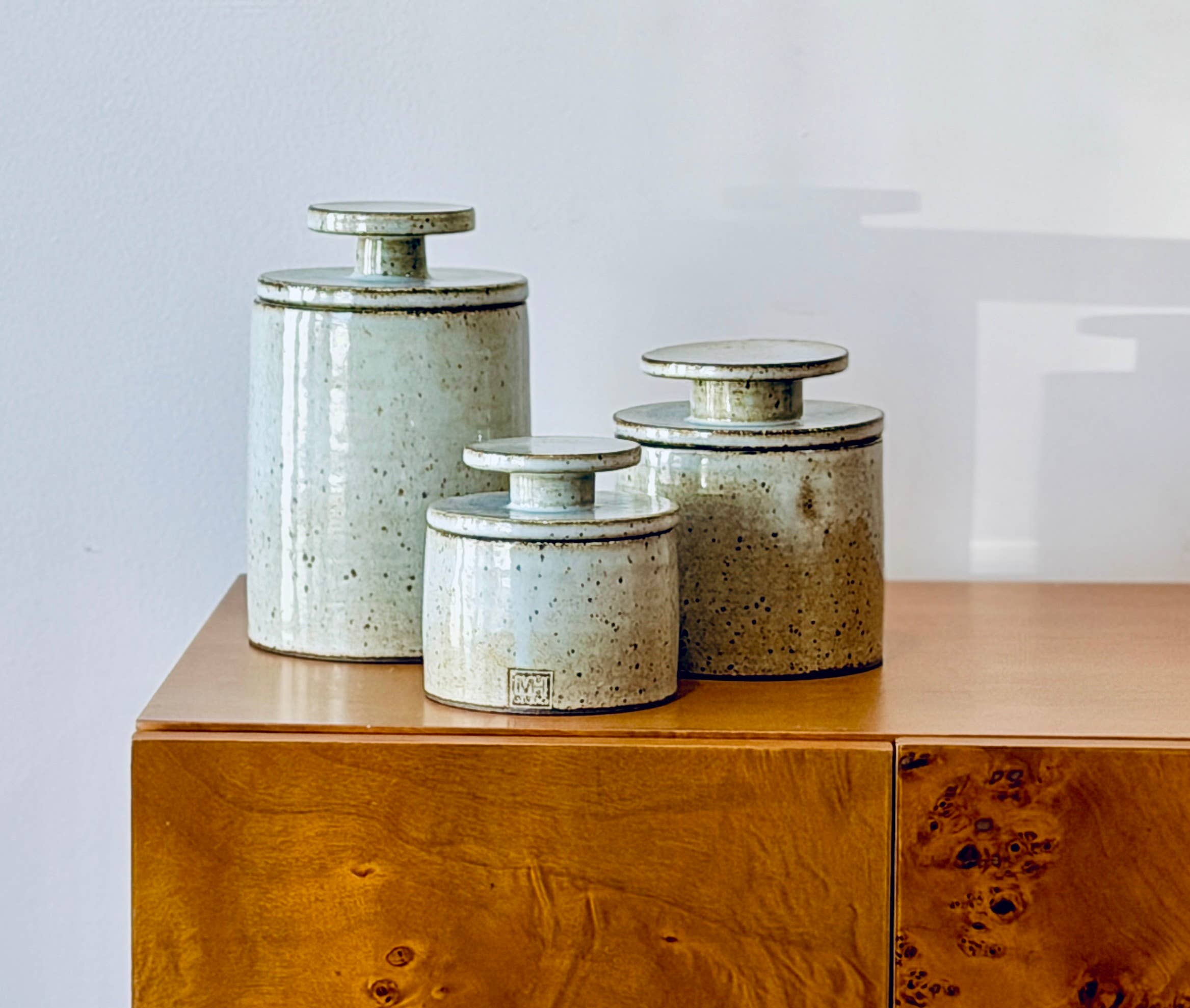 MH STUDIO - Wholesale Jar - Oyster Alto Jars1