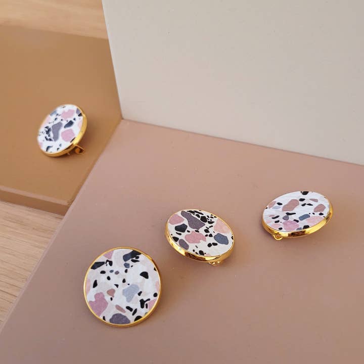 Broche - Maddy - terrazzo pour la vente par Lili GINKGO
