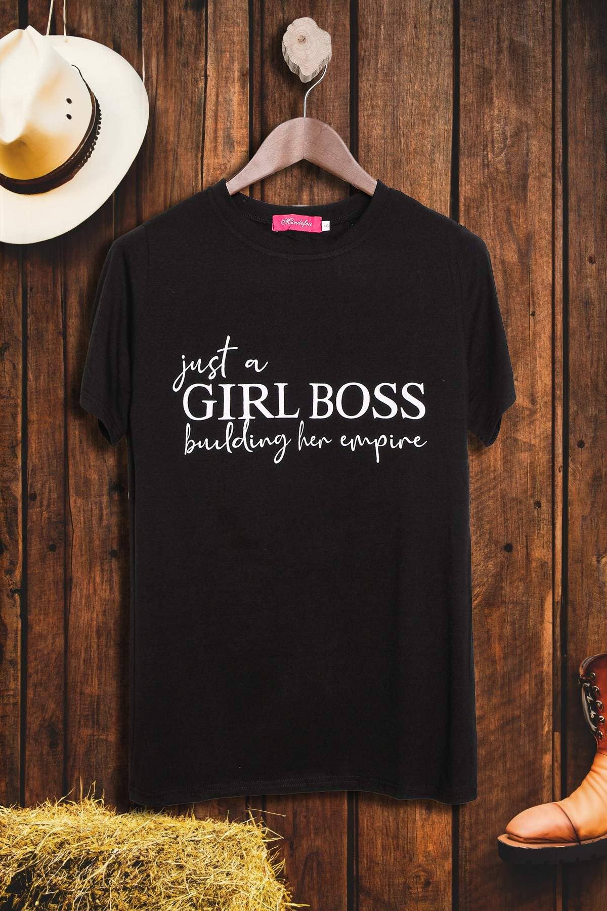 Queen Fashion - Wholesale Blouse - Women's - graphic t-shirt: empowerment for her5