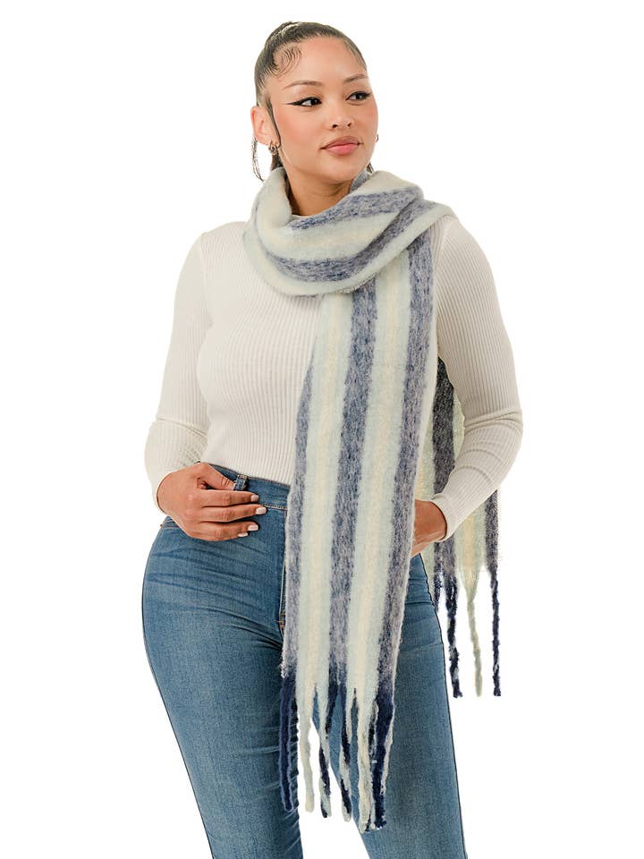 Écharpe tissée à rayures pour la vente par Marcus Adler