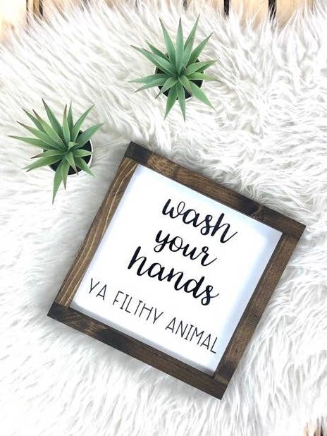 Lavez-vous les mains Ya Sale Animal pour la vente par Wooden Arrow Designs