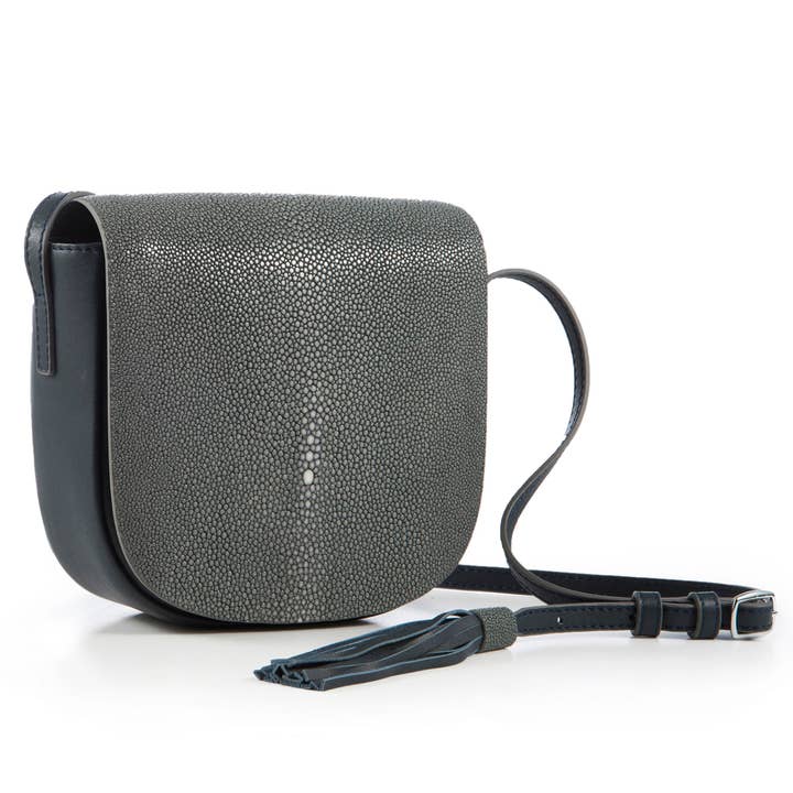 VIVO - Wholesale Crossbody Bag - Women's - BROOKE Cross Body with tassel1