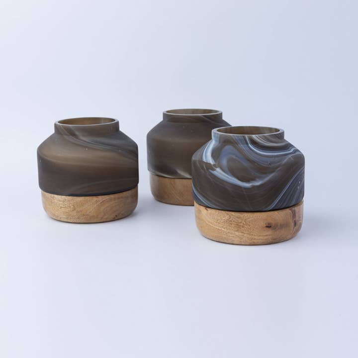 House of Roya Ltd – wholesale Vase – Deep Smoke Vase with a Wood Base - Large5