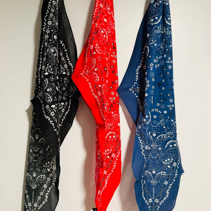 Malibu & Beyond Co /LENNOX MODE - Venta al por mayor Bandana - Mujer - ¡Bandana icónica clásica de cachemir del rock & roll en forma de diamante!