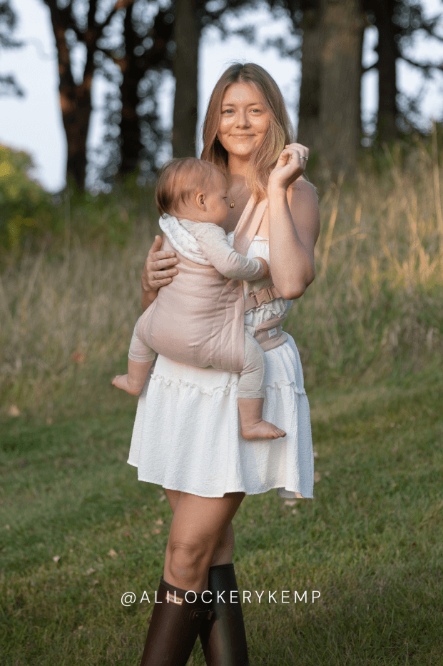 Solly Baby - Wholesale Baby Carrier - Blush Floret Buckle Carrier6