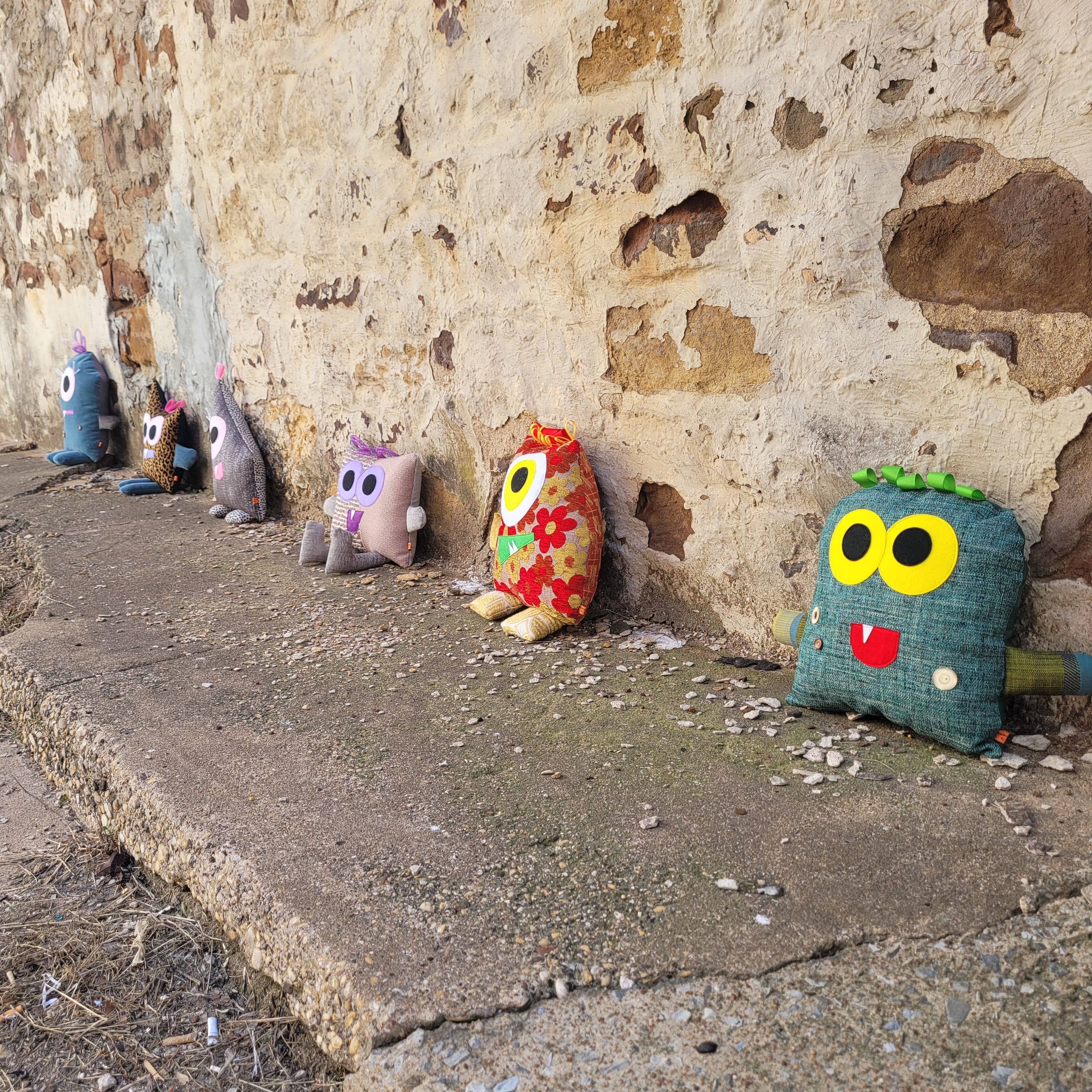 Monsters On Main - Wholesale Stuffed/Plush Toy - Kids & Baby - Medium Monster Bundle - 6 Pk5