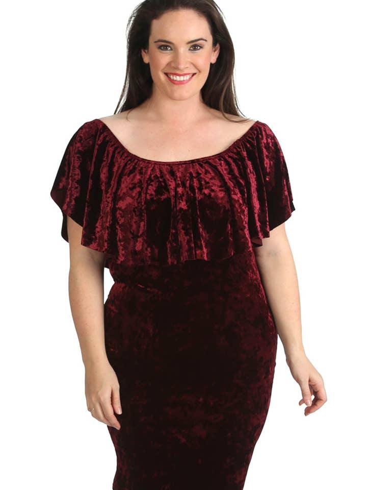 2210 Fløjls Midikjole med Flæseærmer i Plus Size for engroshandel hos NOUVELLE