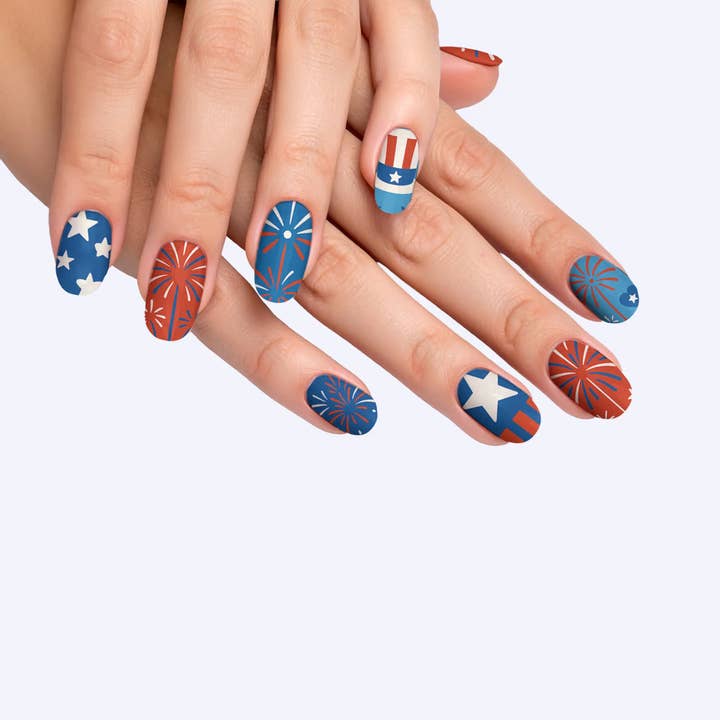 FYNE BODY - Wholesale Press-on/fake nails - Glitter Beam 4th of July Press-On Nails71