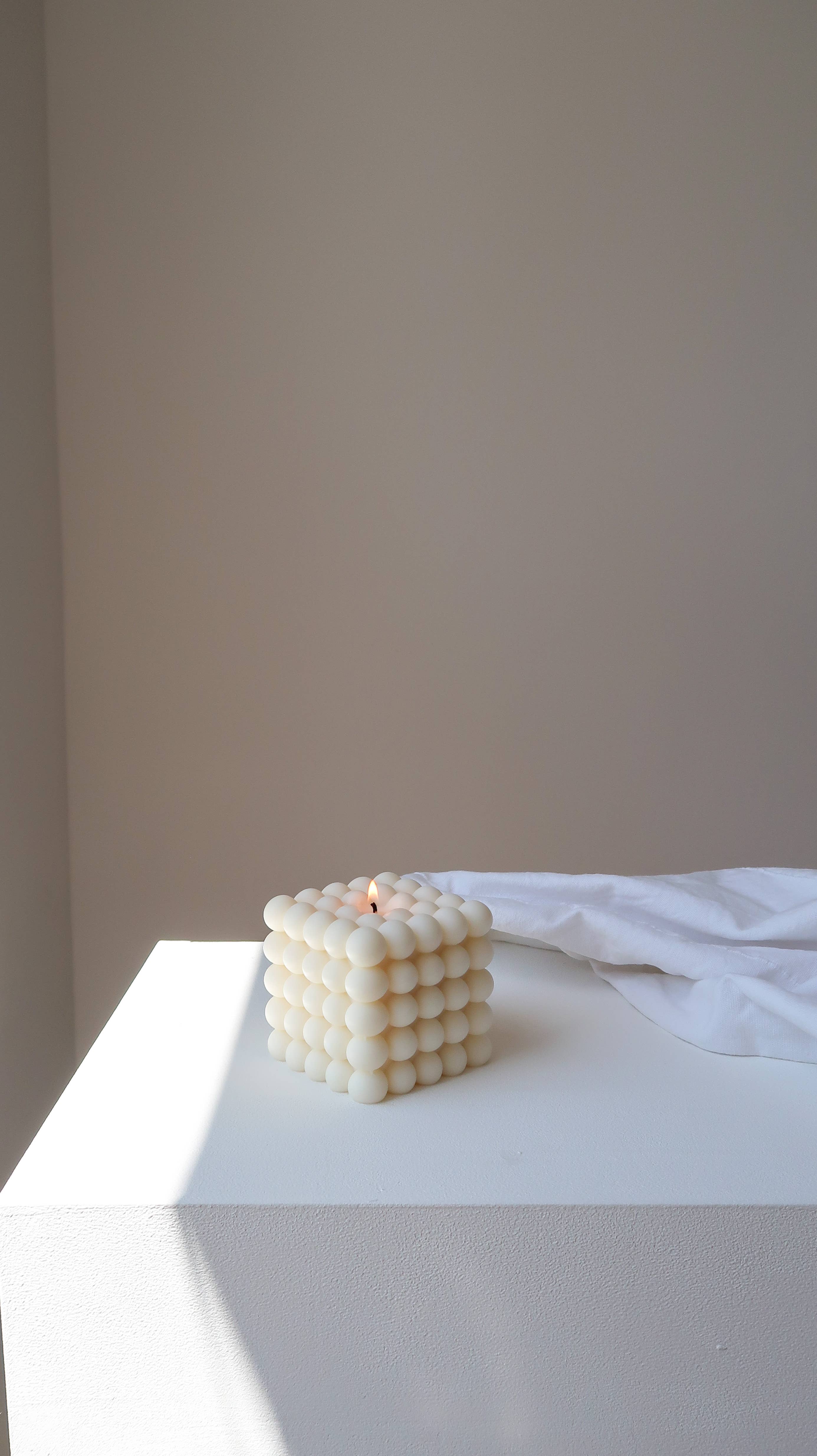 Jeune Home - Wholesale Novelty Candle - Large Soy Bubble Candle3