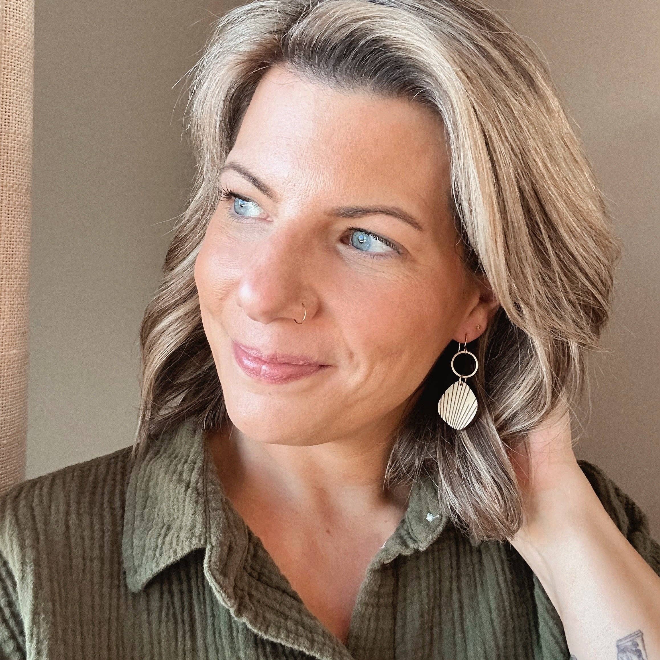 Wicket Goods - Wholesale Dangle Earrings - Summit | Sand1