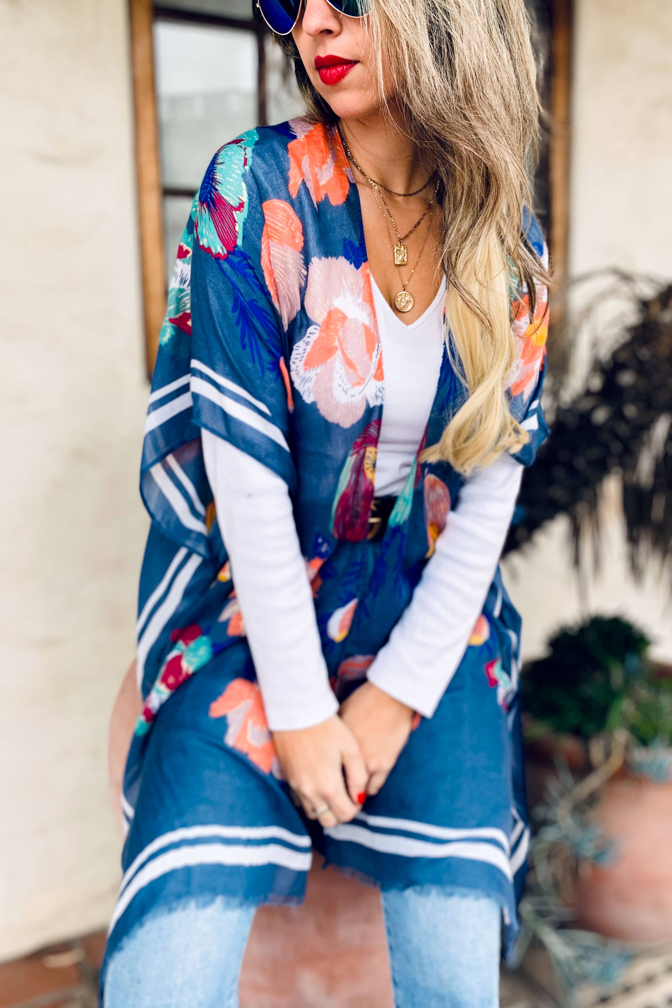 AMOLI – Engroshandel Kimono - Dame – Blomstret Trykt Kimono Cardigan Med Frynser7