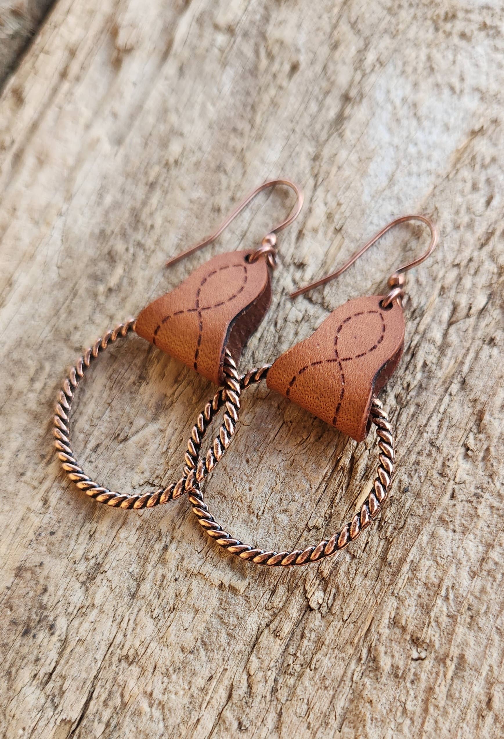 Cocklebur & Co. – wholesale Dangle earrings – "Lari Dee"  Handmade Boot Stitch Leather & Rope Earrings4