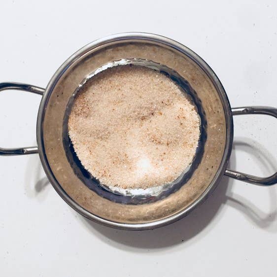 Zucchero culinario artigianale infuso con scorza di limone per la vendita all'ingrosso da parte di Beach House Teas