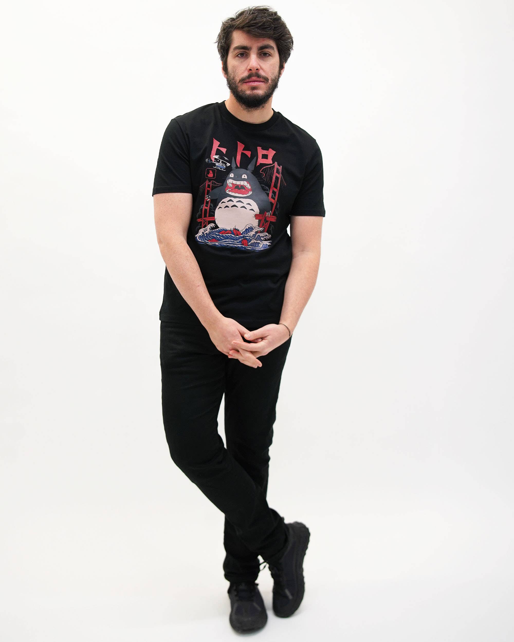 Grafitee - Wholesale Screen Printed T-Shirt - Unisex - Totoro Attack T-shirt - Totoro movie graphic tee shirt3