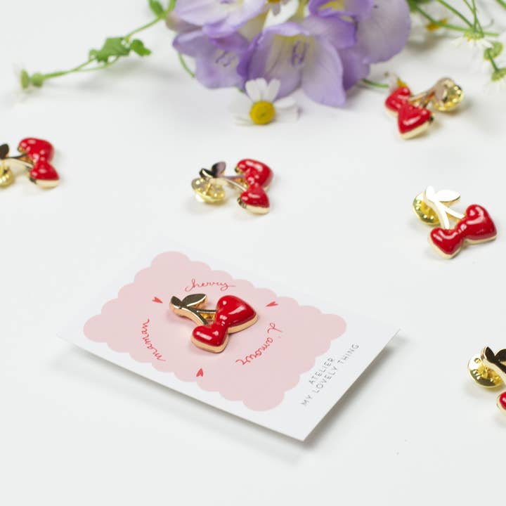 Épingle Beauté de Mai - Fête des Mères pour la vente par MY LOVELY THING