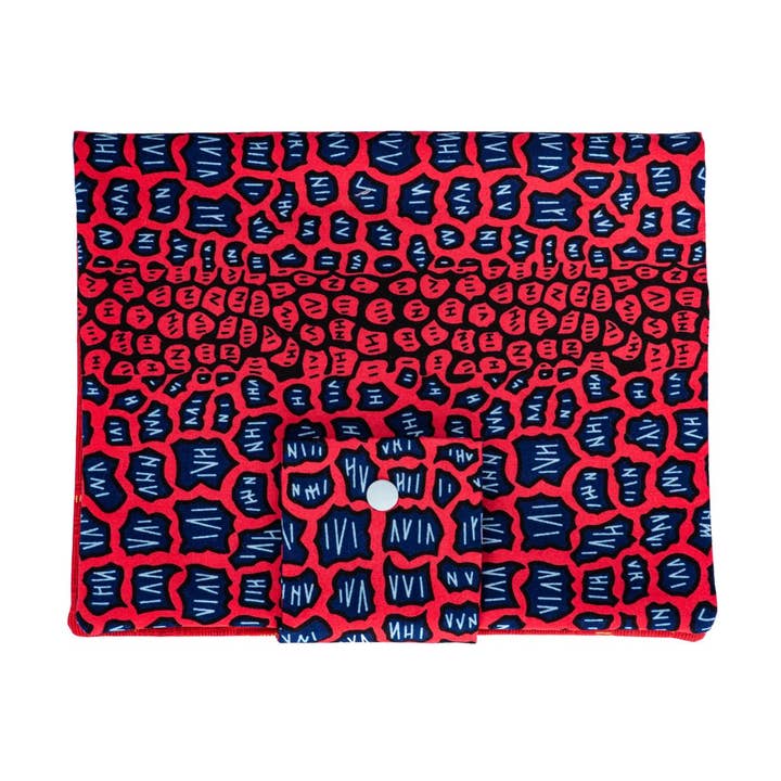 Pochette à couches rose et bleu africain pour la vente par Lola’s Classic Babies LLC