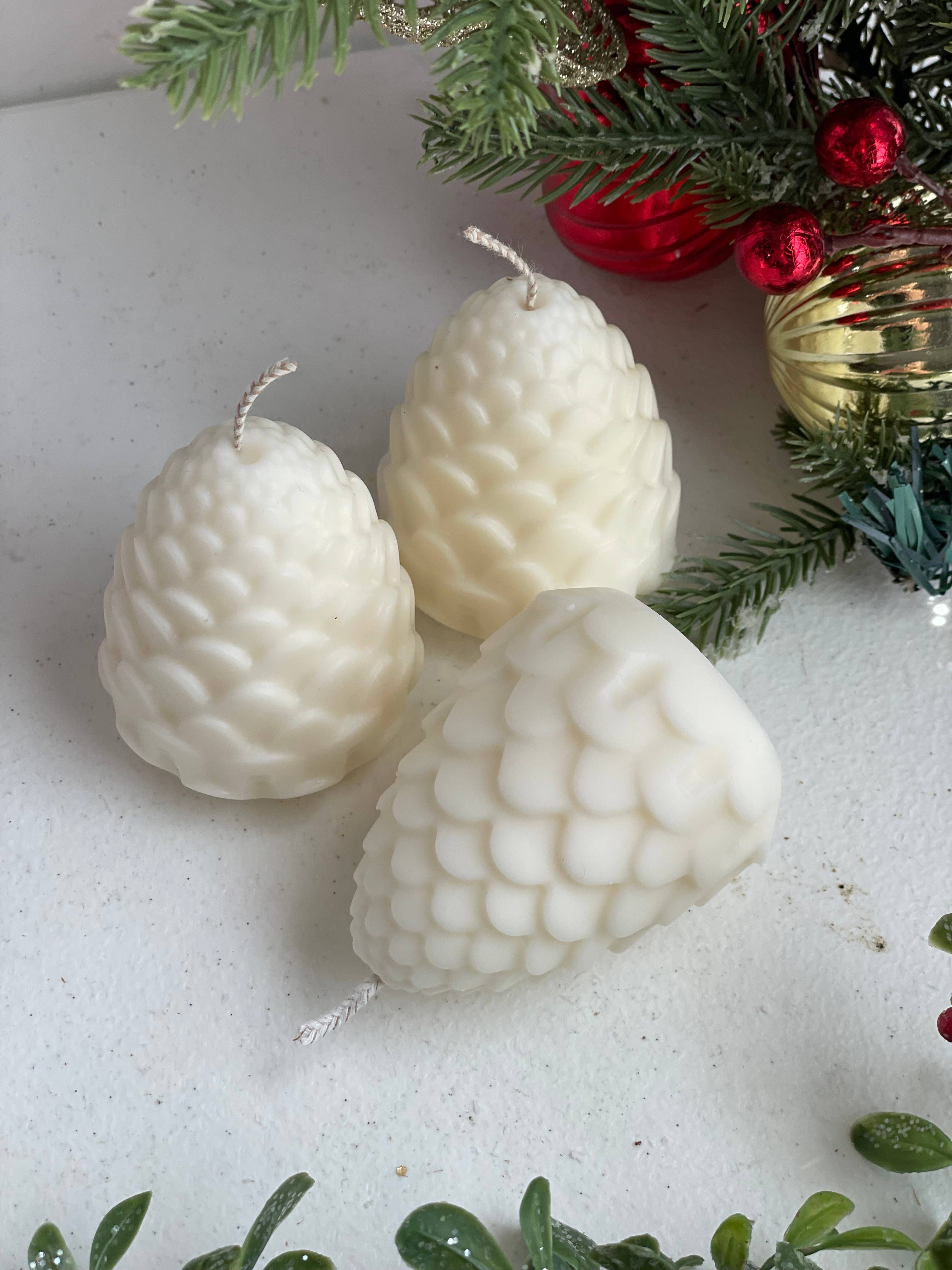 Akivodu Candles – wholesale Novelty candle – Christmas Pine Candle: Multiple Holiday Scents 4