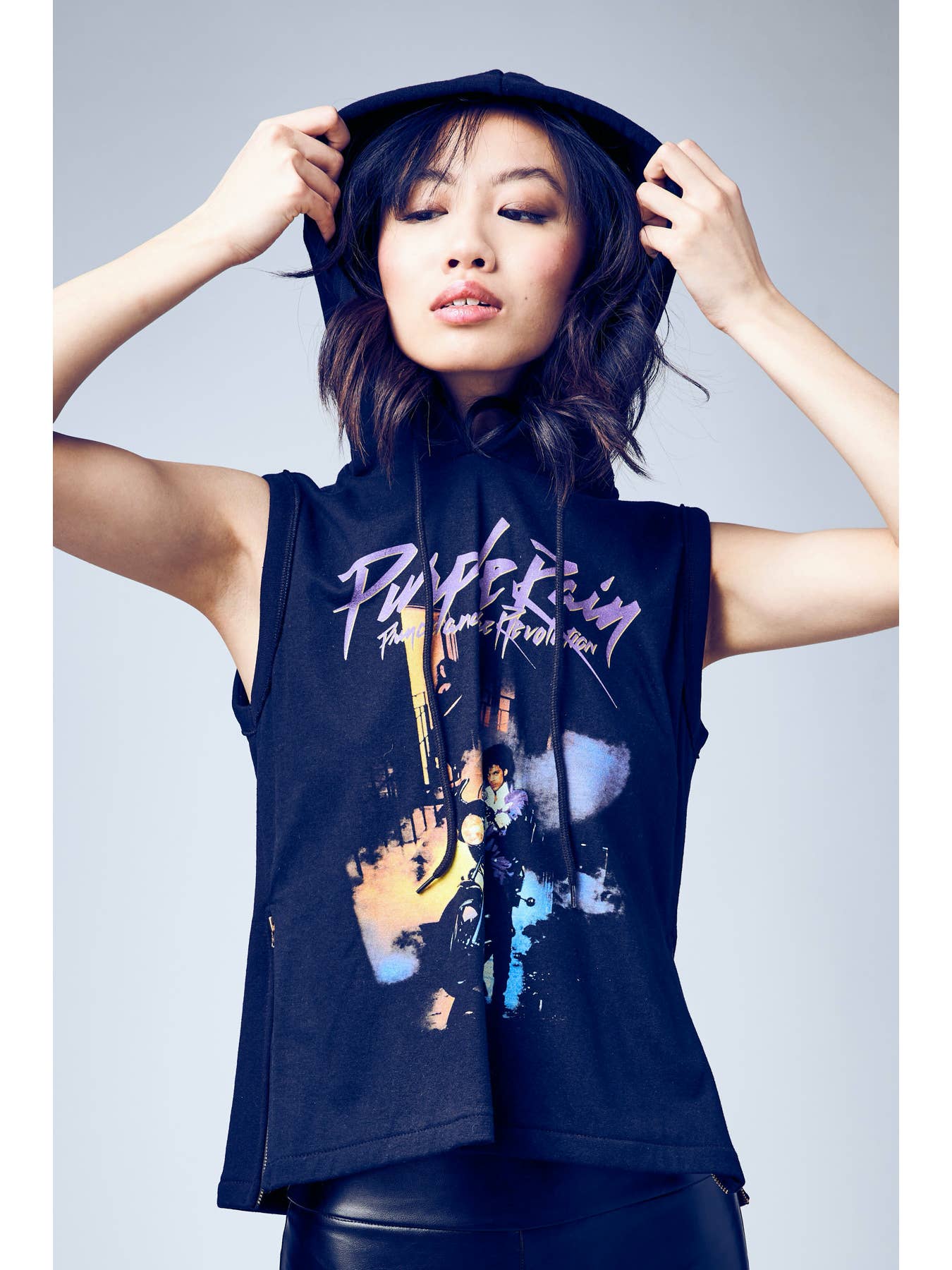 Forro polar negro/negro FW22_WE001-PRN001 | La alfombra roja | Sudadera con capucha reelaborada (negra) de venta al por mayor en Faire1