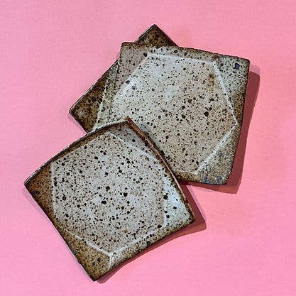 Porta-copos geométricos - Grés salpicado feito à mão por atacado de M A N A ceramics