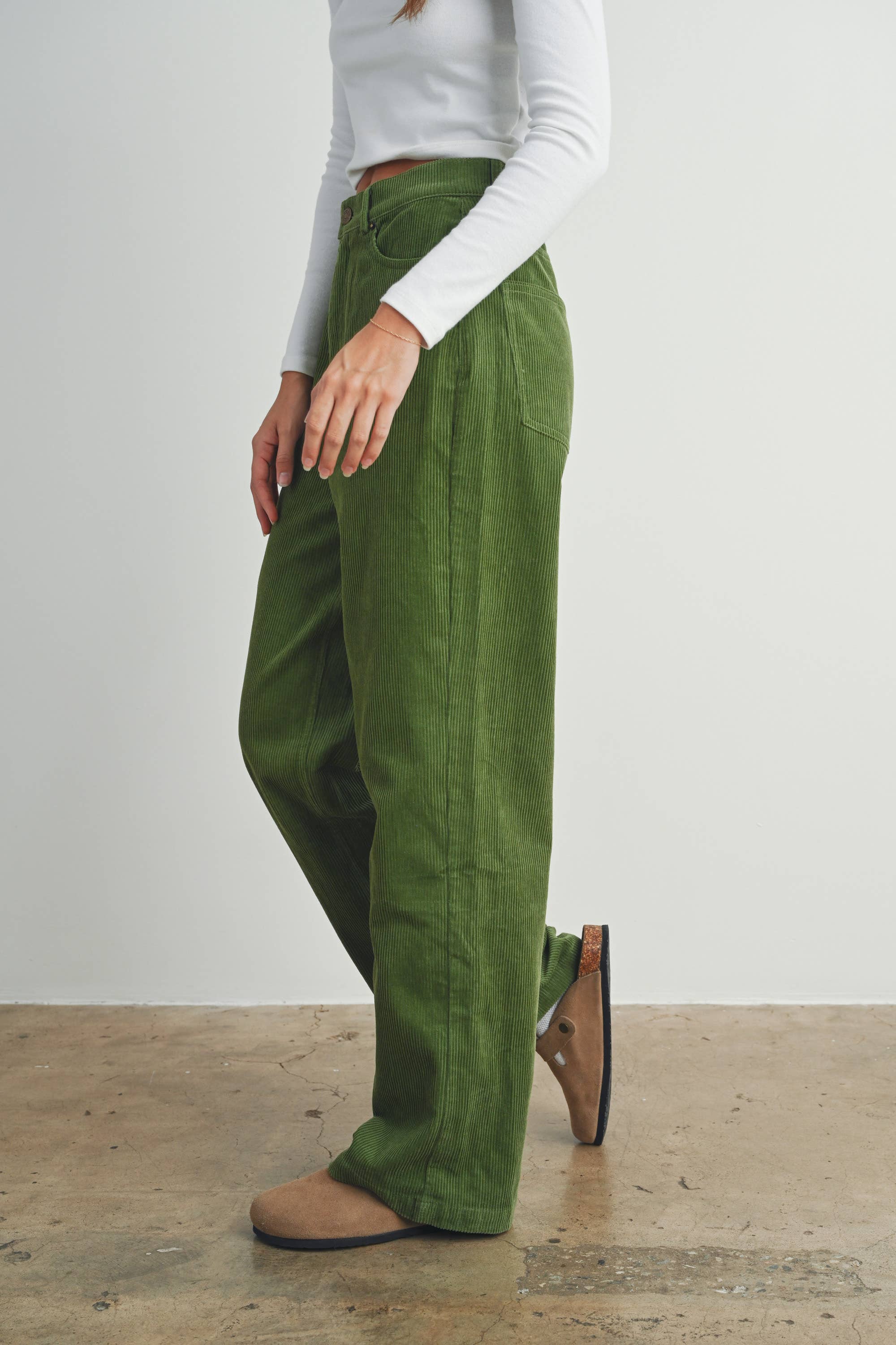 BUTTERMELON - Vendita all'ingrosso Pantalone - Donna - Pantaloni in velluto a coste con tasche - BMP722422