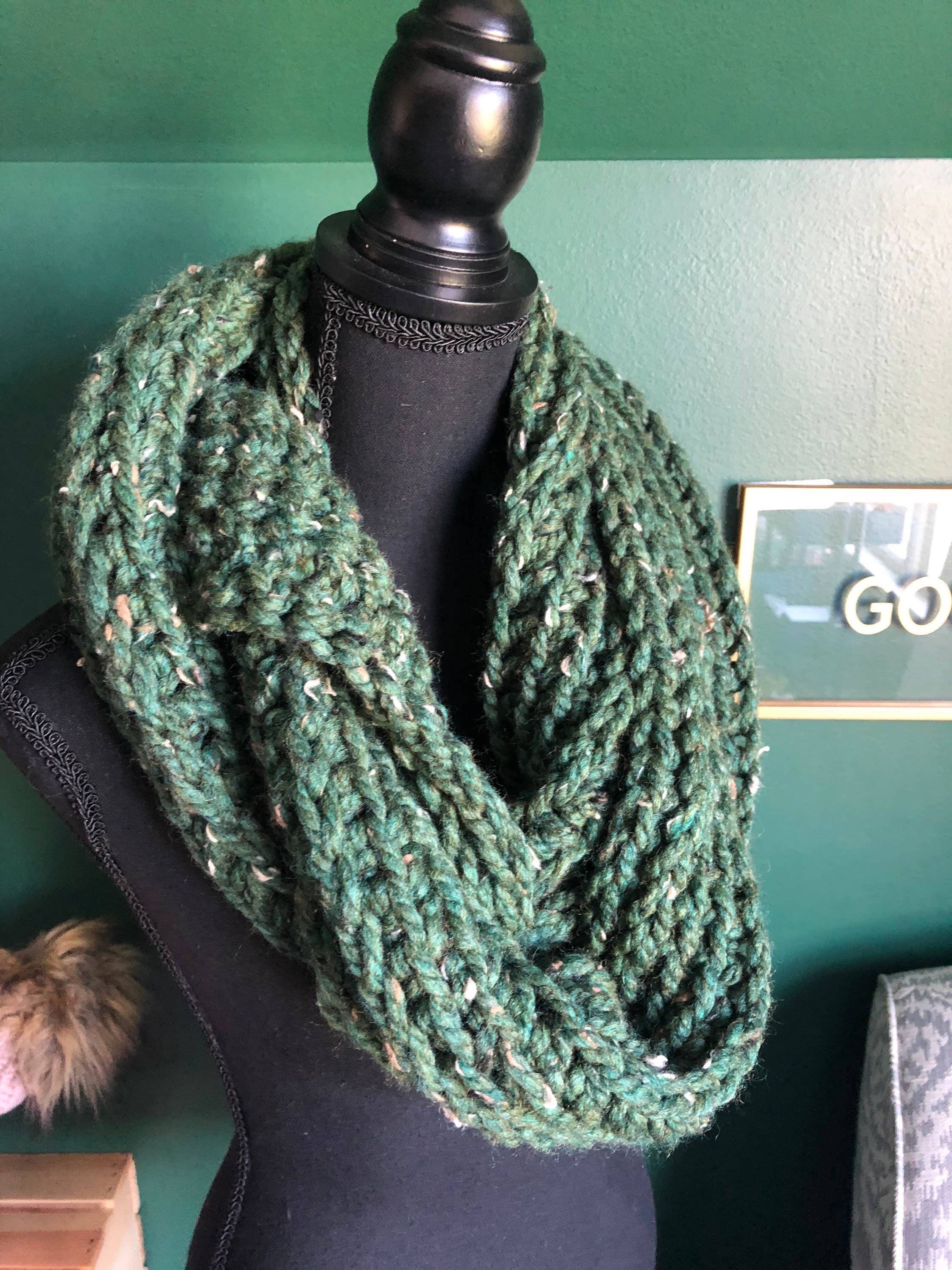 Willow And The Wolf Co – wholesale Scarf – Women's – Oversized Chunky Knit Women's Infinity Scarf5