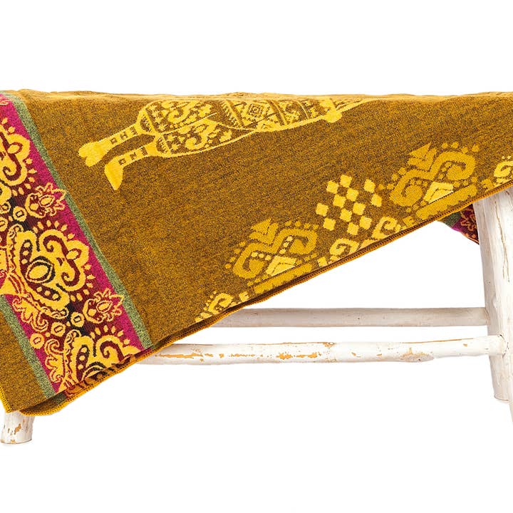 Mini Alpaca Blanket - Alpaca Yellow - 110 X 185 cm for wholesale by EcuaFina