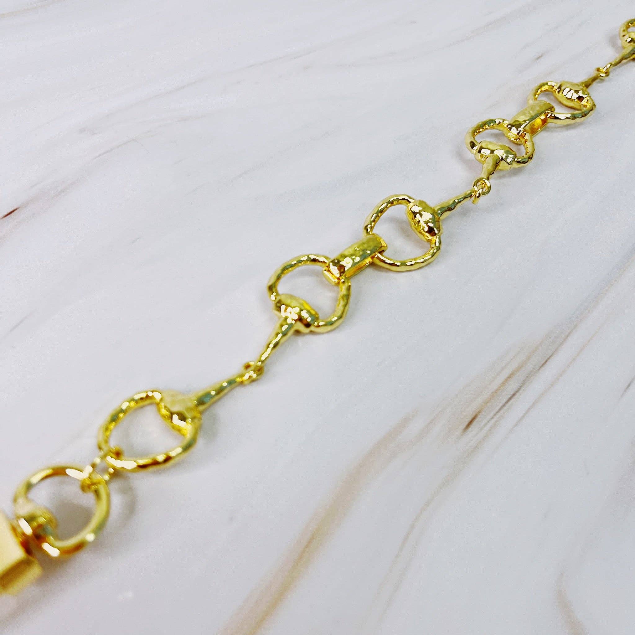 Ellison+Young - Venta al por mayor Cordones - Mujer - Cordón de pulsera Equestrian Linked para teléfono3