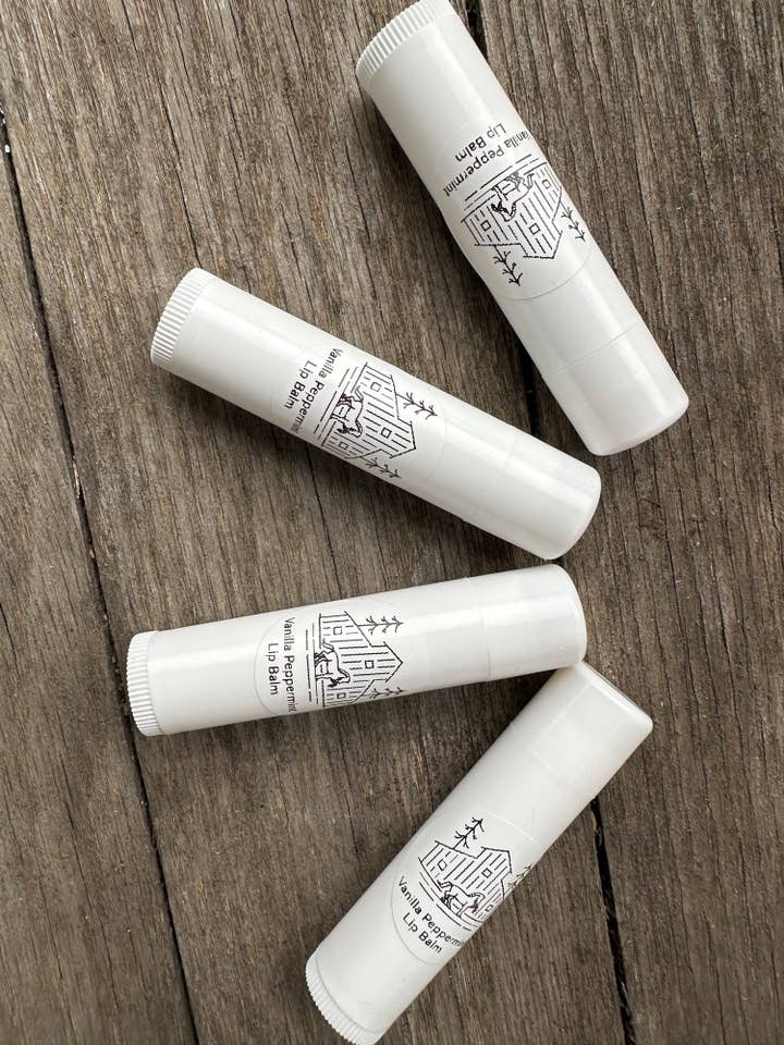 Vanille- und Pfefferminz-Lippenpflegestifte für den Großhandel von Barn Life Naturals