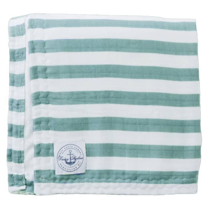 The Cloud Towel™ - Striscia verde salvia e bianca per la vendita all'ingrosso da parte di Friday Harbour Lifestyle Co