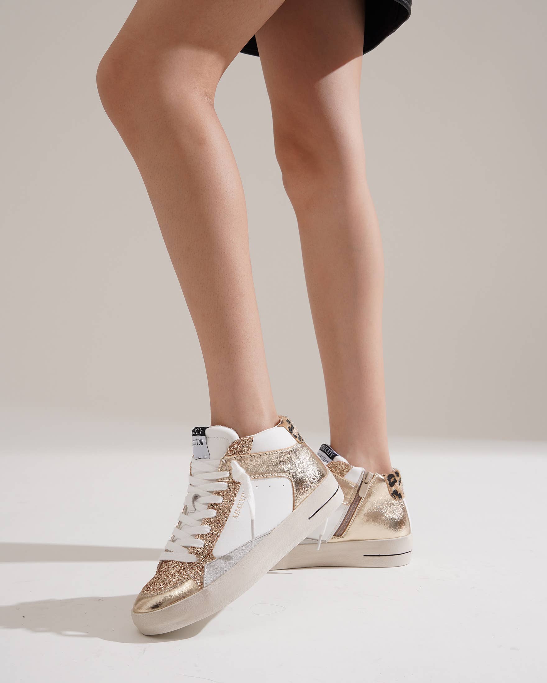 CEREZA - Wholesale Lifestyle Sneakers - Women's - Women's High-cut Platform Sneakers with with glitter detail11