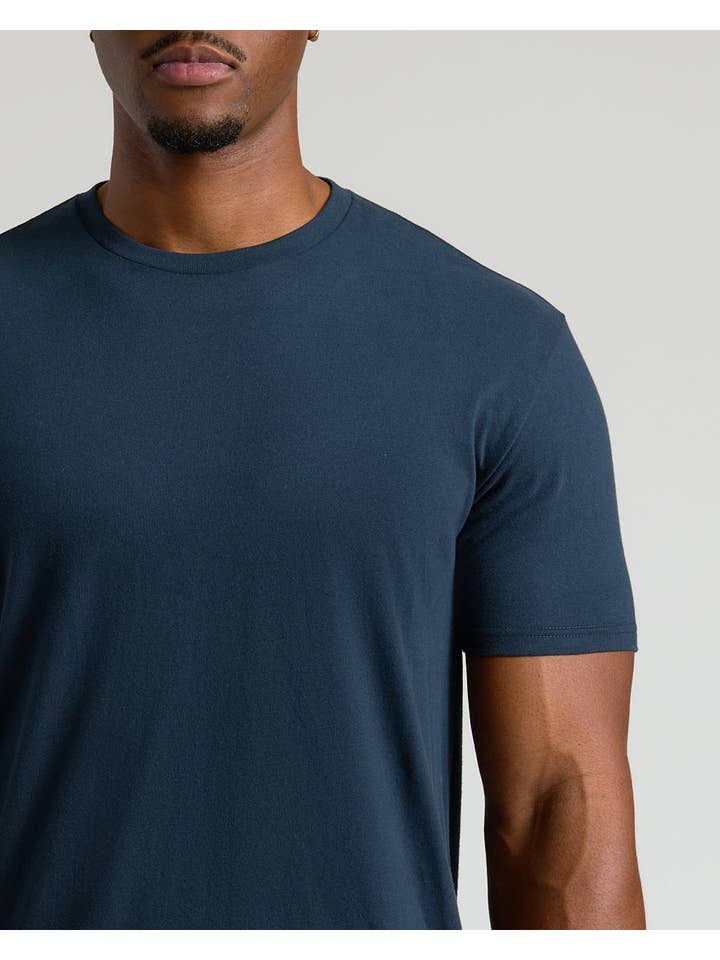 True Classic - Wholesale T-Shirt - Men's - Navy Short Sleeve Tall Curved Hem Crew4