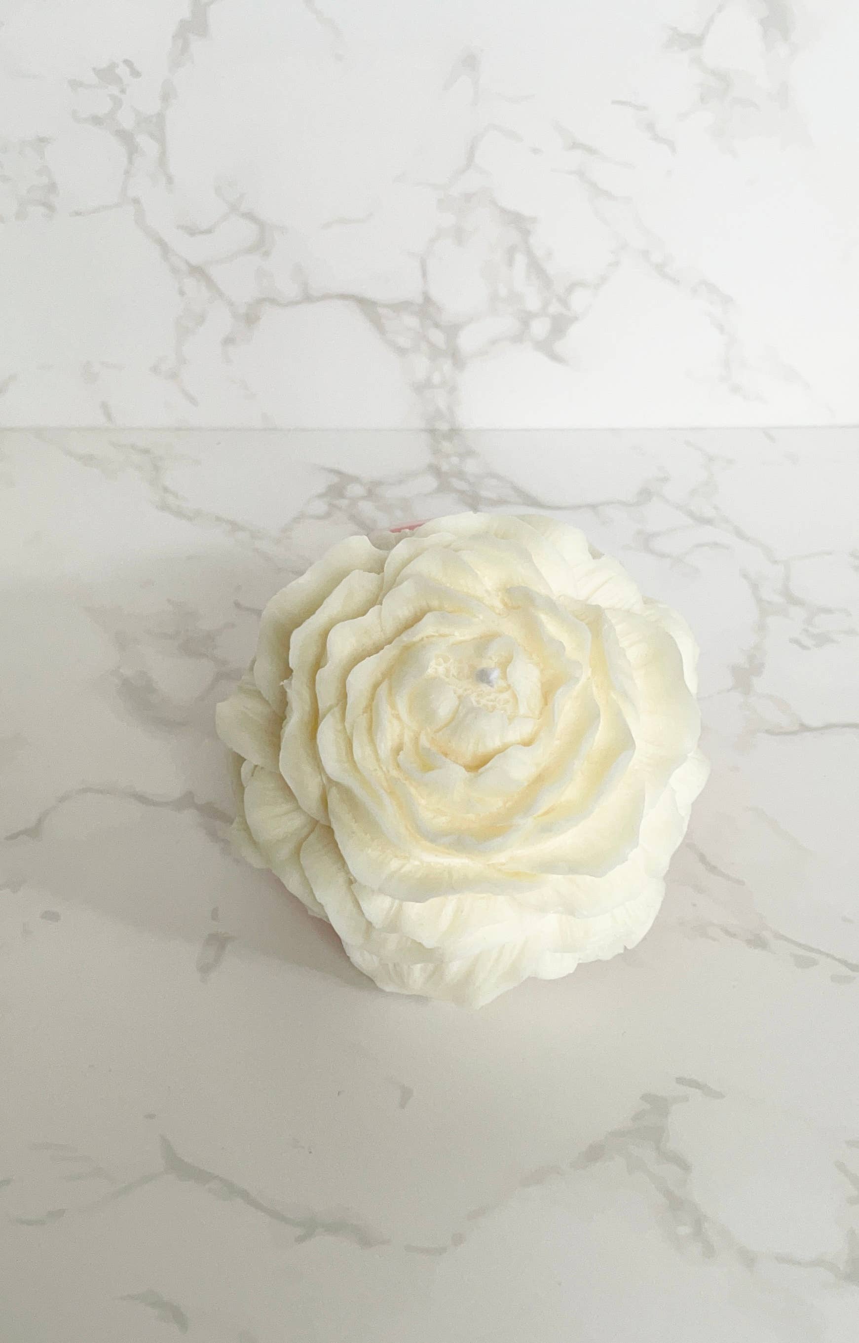 MB Natural Candles – wholesale Novelty candle – Small Peony Candle | Decor Candle1