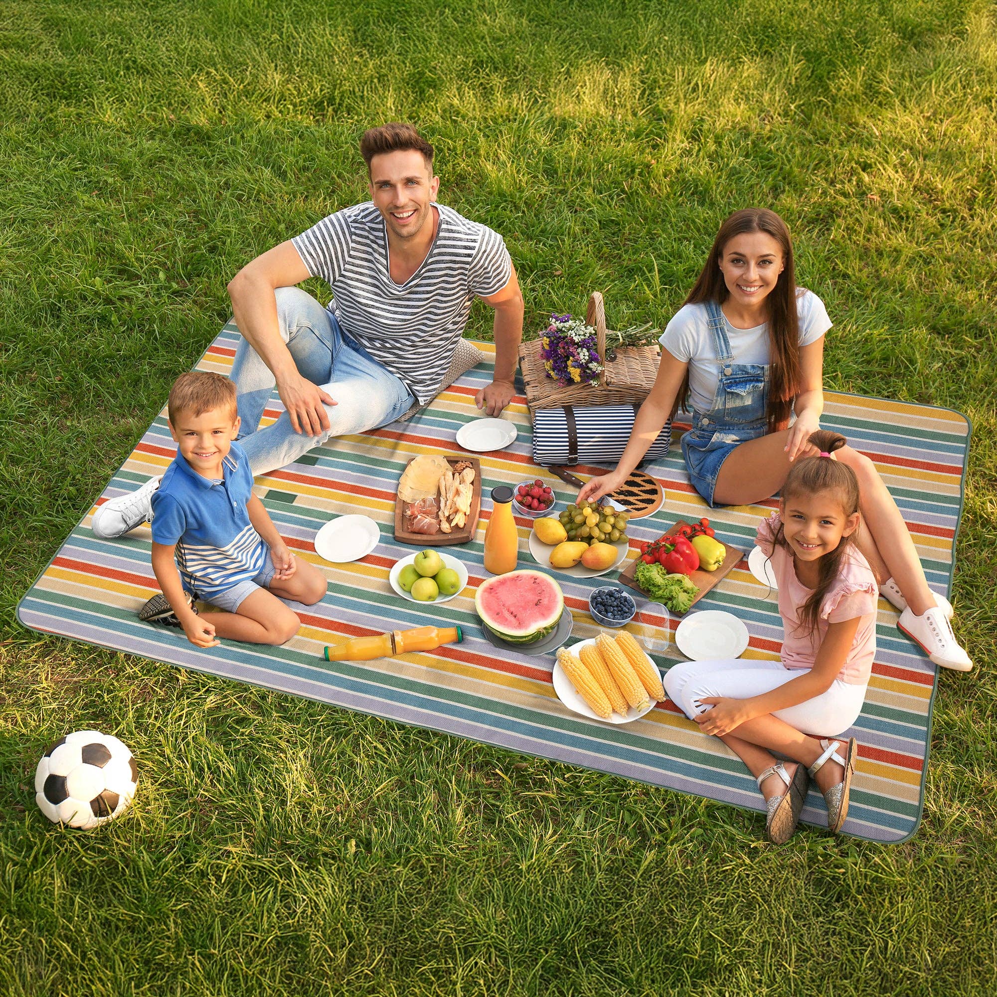 Carstens, Inc. - Vente Nappe de pique-nique - Journée à la plage couverture de pique-nique à rayures tissées1