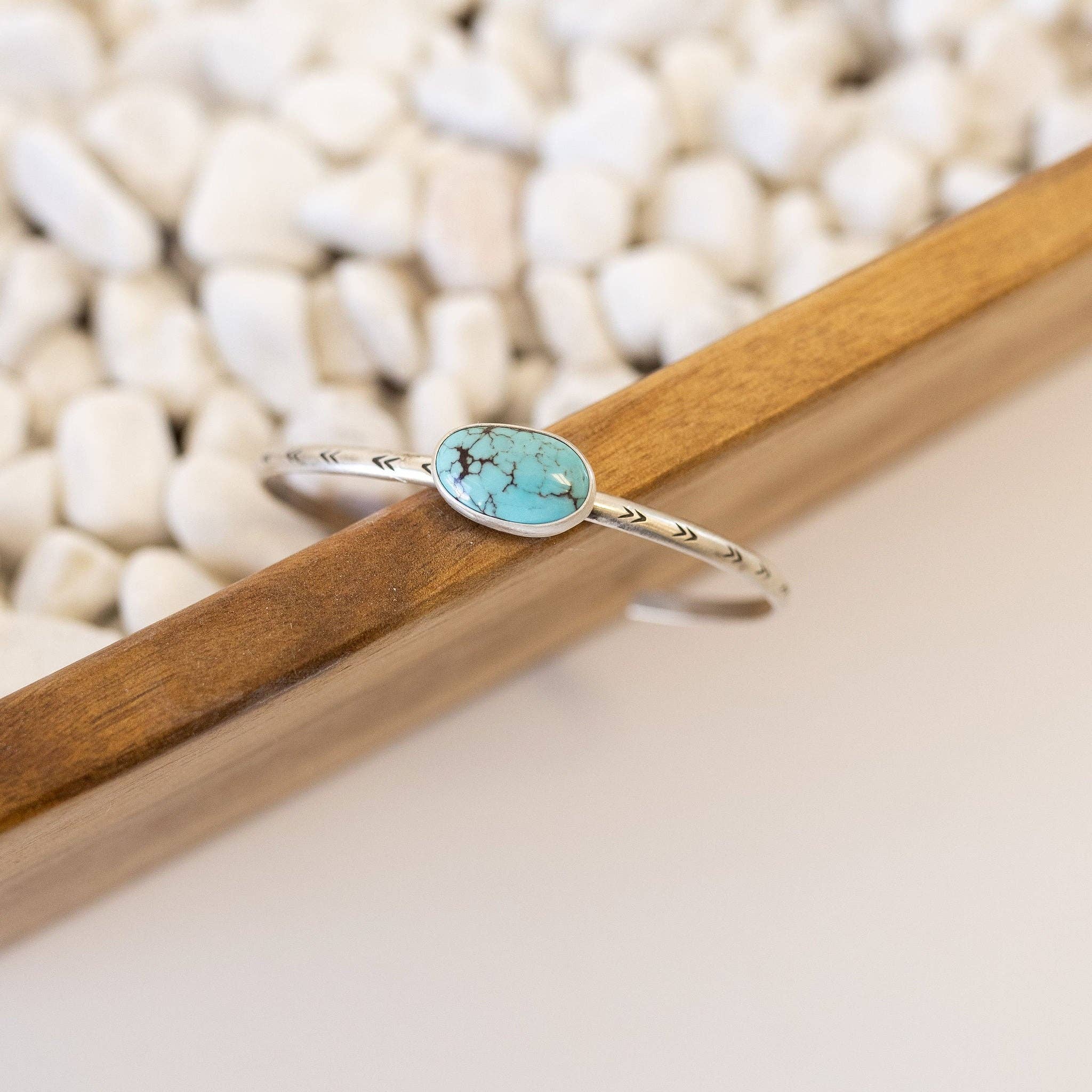 Indie Rae - Vente Bracelet manchette - Bracelets en turquoise égyptienne estampée11