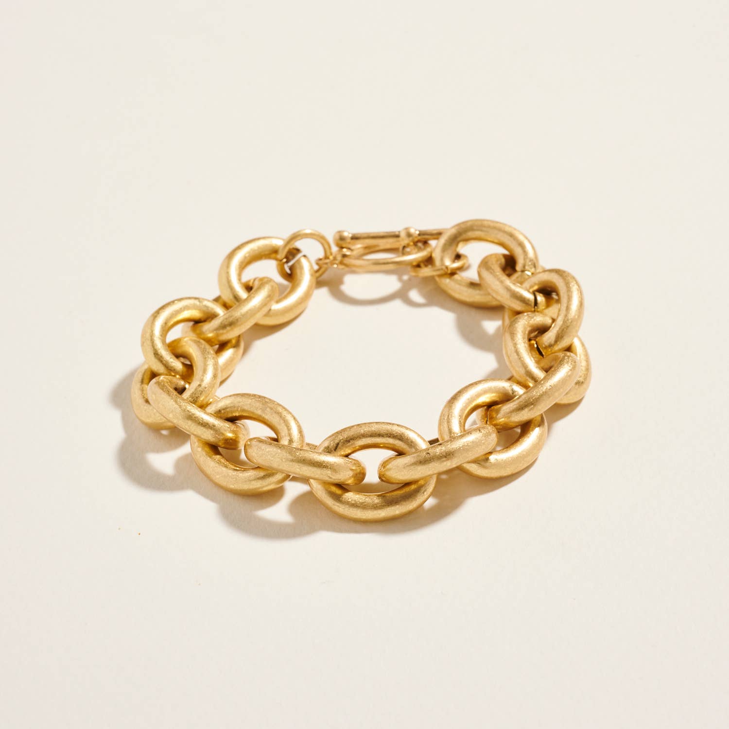Designature New York - Wholesale Link & Chain Bracelet - Chunky Chain With Toggle Clasp Bracelet2
