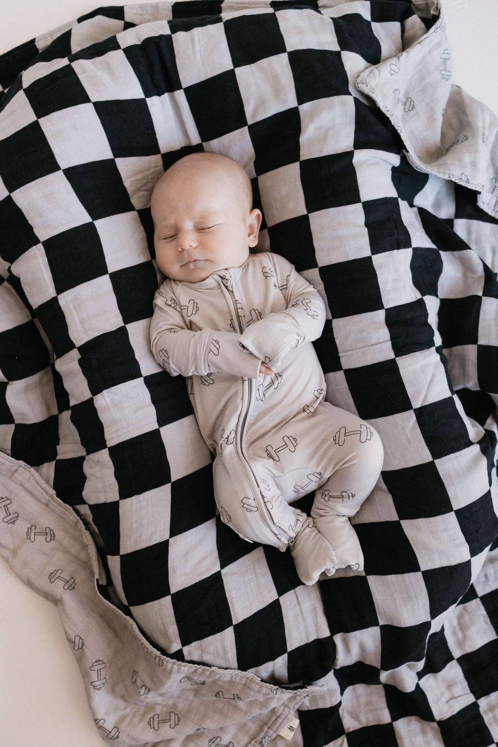 Forever French Baby - Wholesale Sleepsuit - Baby - Bamboo Zip Pajamas | Arm Day0