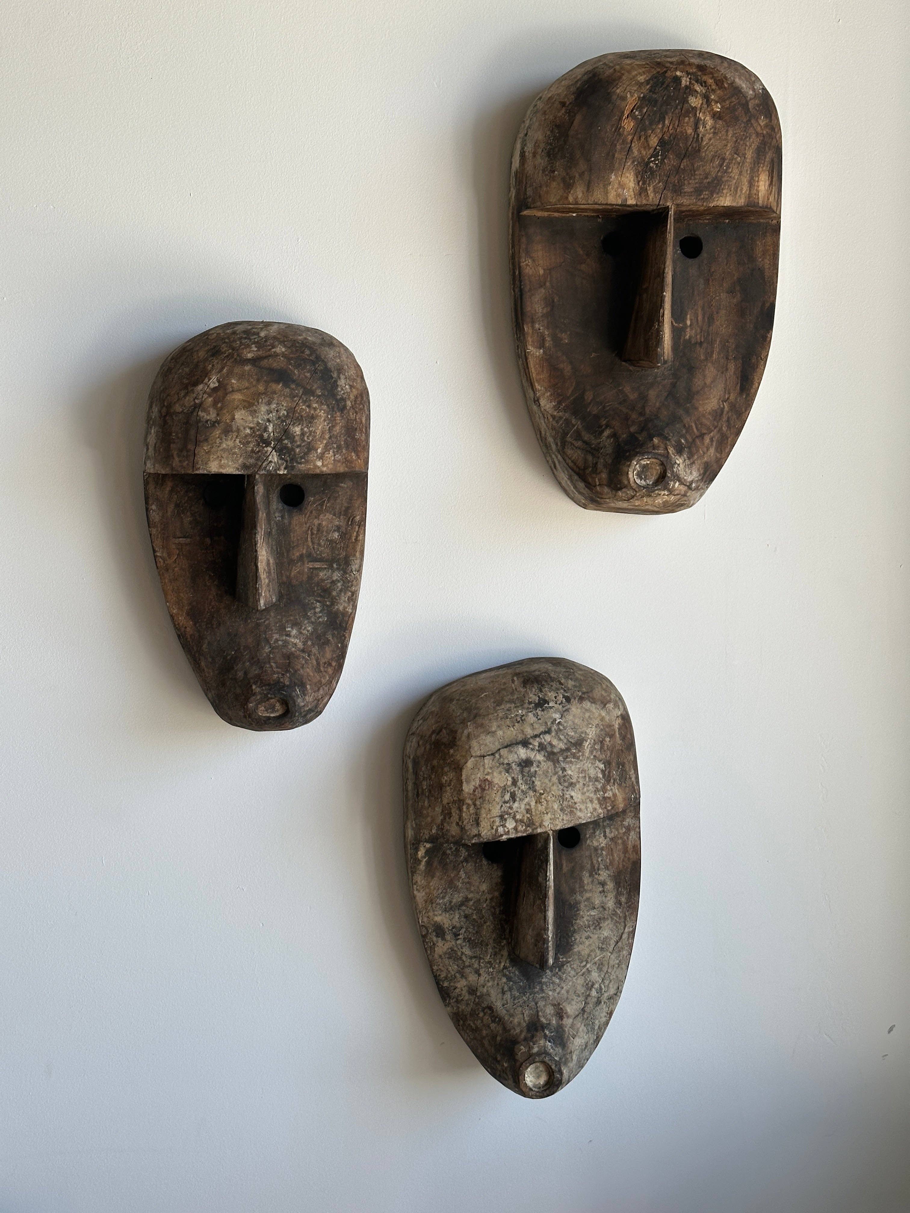 Office Objets – wholesale Skulptur – Stor Timor-mask i patinerat trä, höjd ca 50 cm (3 stycken)42