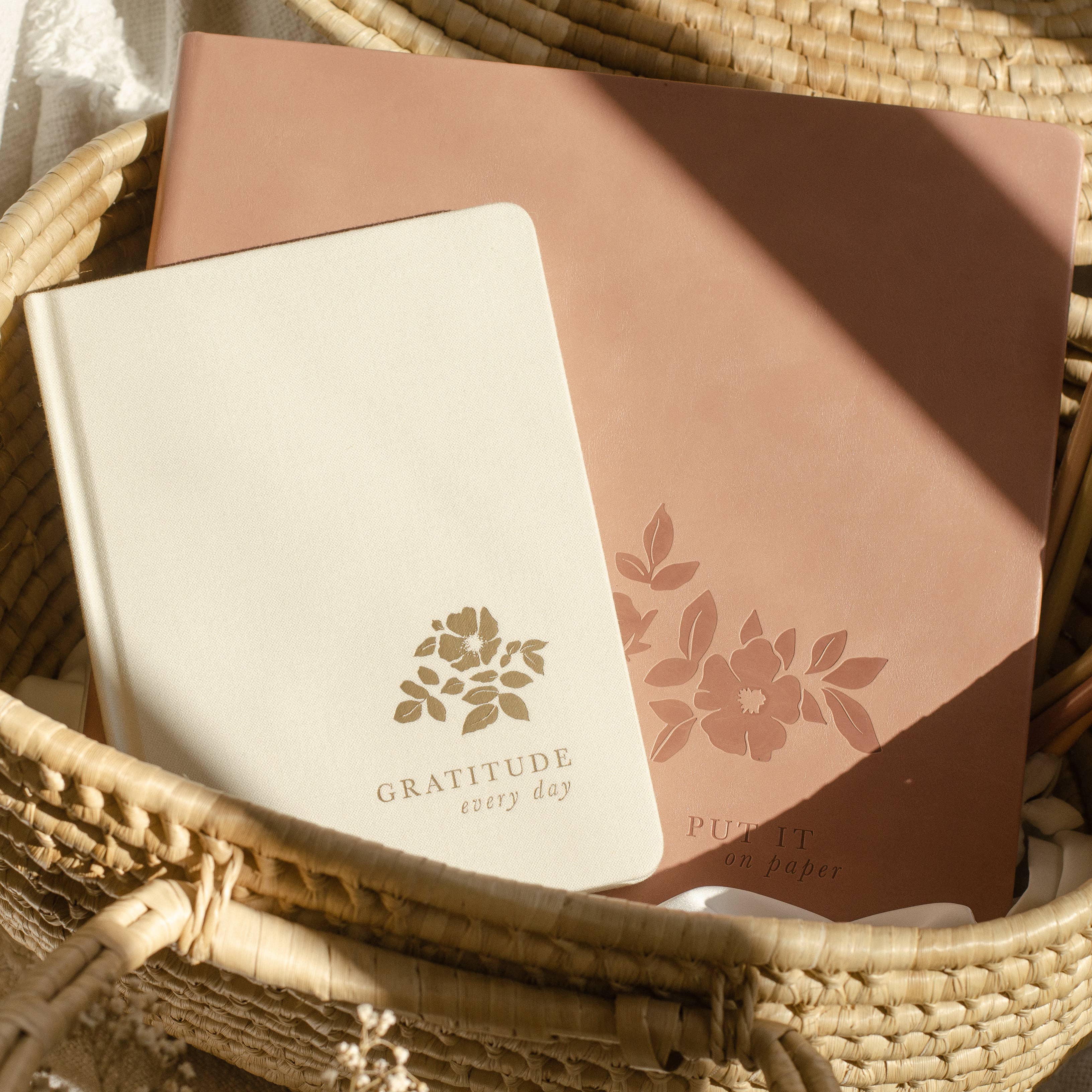 Papel & Co - Wholesale Journal/Diary - Floral Gratitude Journal6