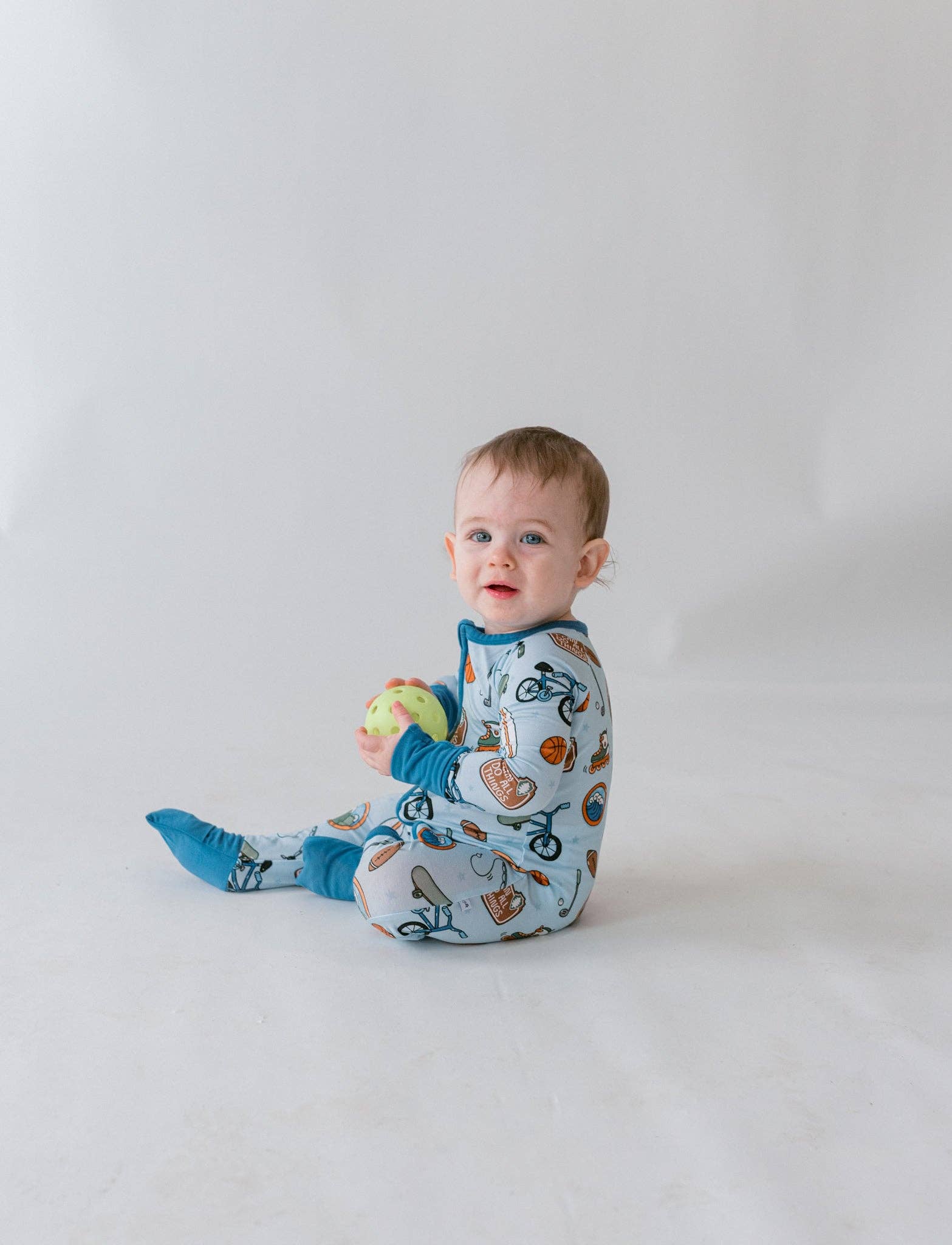 Little Beam Co. - Wholesale Sleepsuit - Baby - Blue “I Can Do All Things” Zippy
