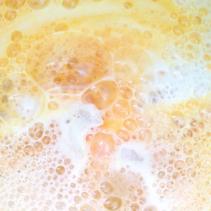 Orglamix - Wholesale Bath Bomb/Fizz - Turmeric Bath Bomb | Glow Soak For Brightening Skin4