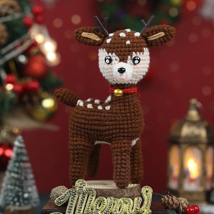 Christmas Reindeer - Crochet Kit for wholesale by Crafthub