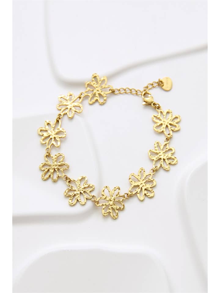 BELLISSIMA BIJOUX - Wholesale Wristband - Openwork Flower Bracelet in Stainless Steel2